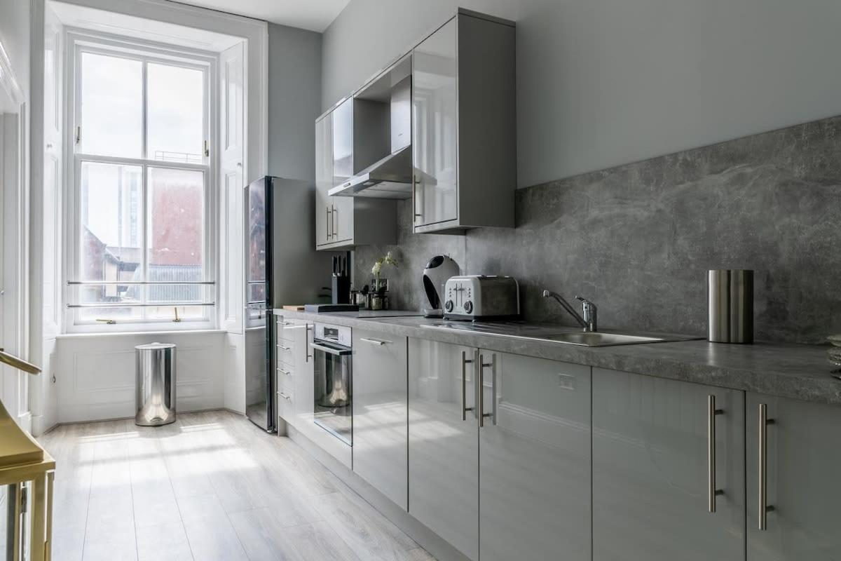 Beautiful 4 bed flat in perfect central location Glasgow Exterior foto